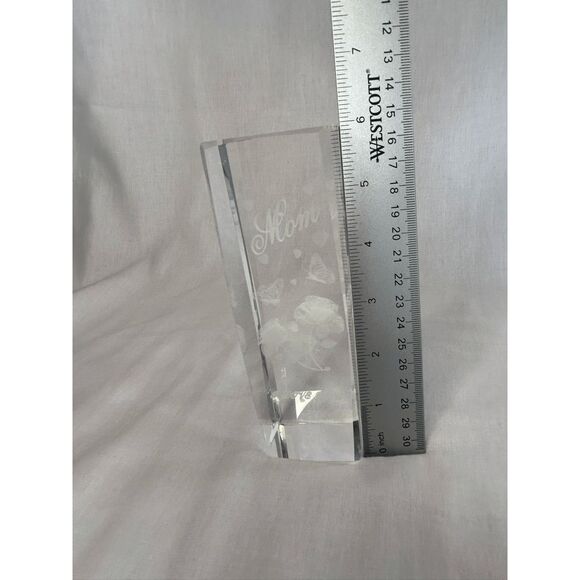 Mom I Love You Gift/Paperweight, Mother's Day Gift, Engraved, Roses, Crystal - Picture 8 of 8